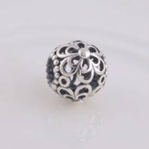 Pandora Jewelry - PANDORA Daisies Charm Sterling Silver Pandora Jewelry - PANDORA Daisies Charm Sterling Silver